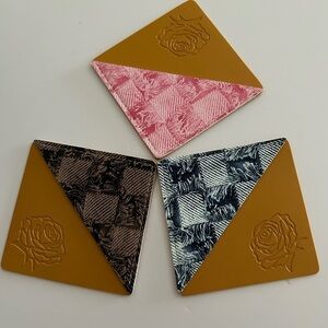 3 Pcs Leather Bookmarks  Floral Print Corner Bookmark Triangle Page Corner / BRA